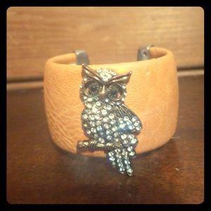 Owl wrist bracelete